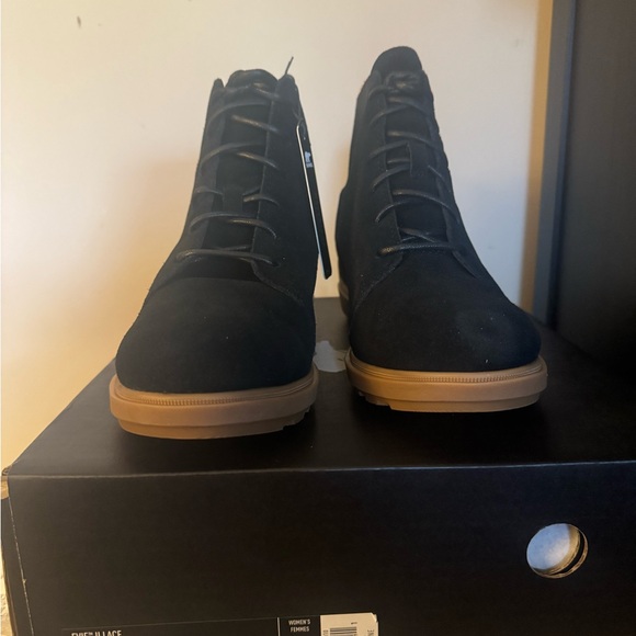 Sorel EVIE ll Lace Black Suede Bootie Size 9.5 New!! - Picture 10 of 11